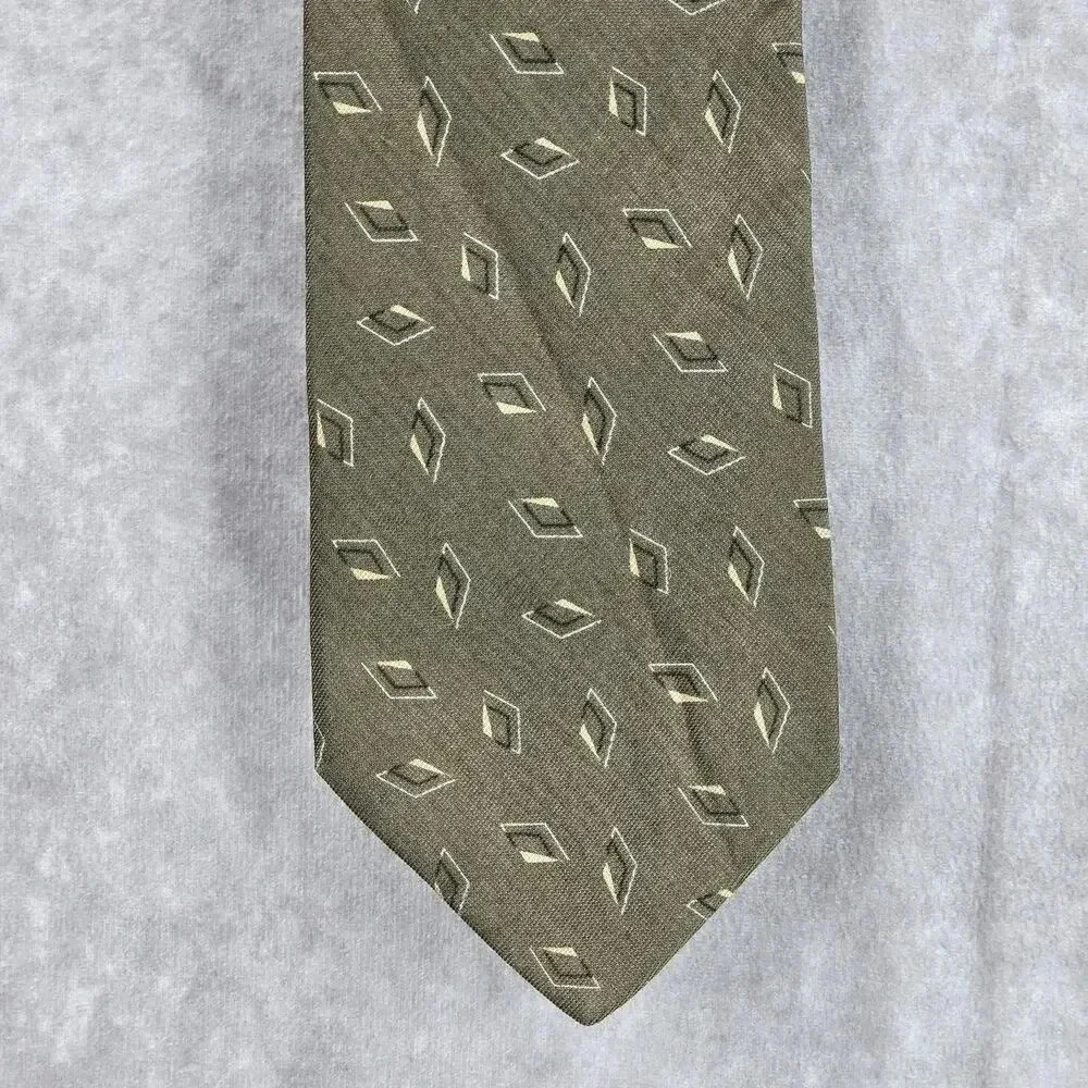 Joseph Abboud Green Geometric 62% Viscose 18%‎ Rayon Men's Neck Tie NWOT